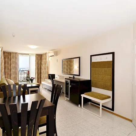 Hotel Nona 3*